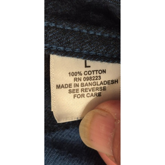 Magellan Outdoor‎ Men's Classic Fit Blue/Black Plaid Button Up Shirt LG - Picture 4 of 11